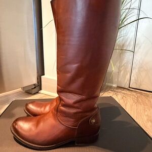 Women’s Frye Melissa Button Back Boots Size 8.5